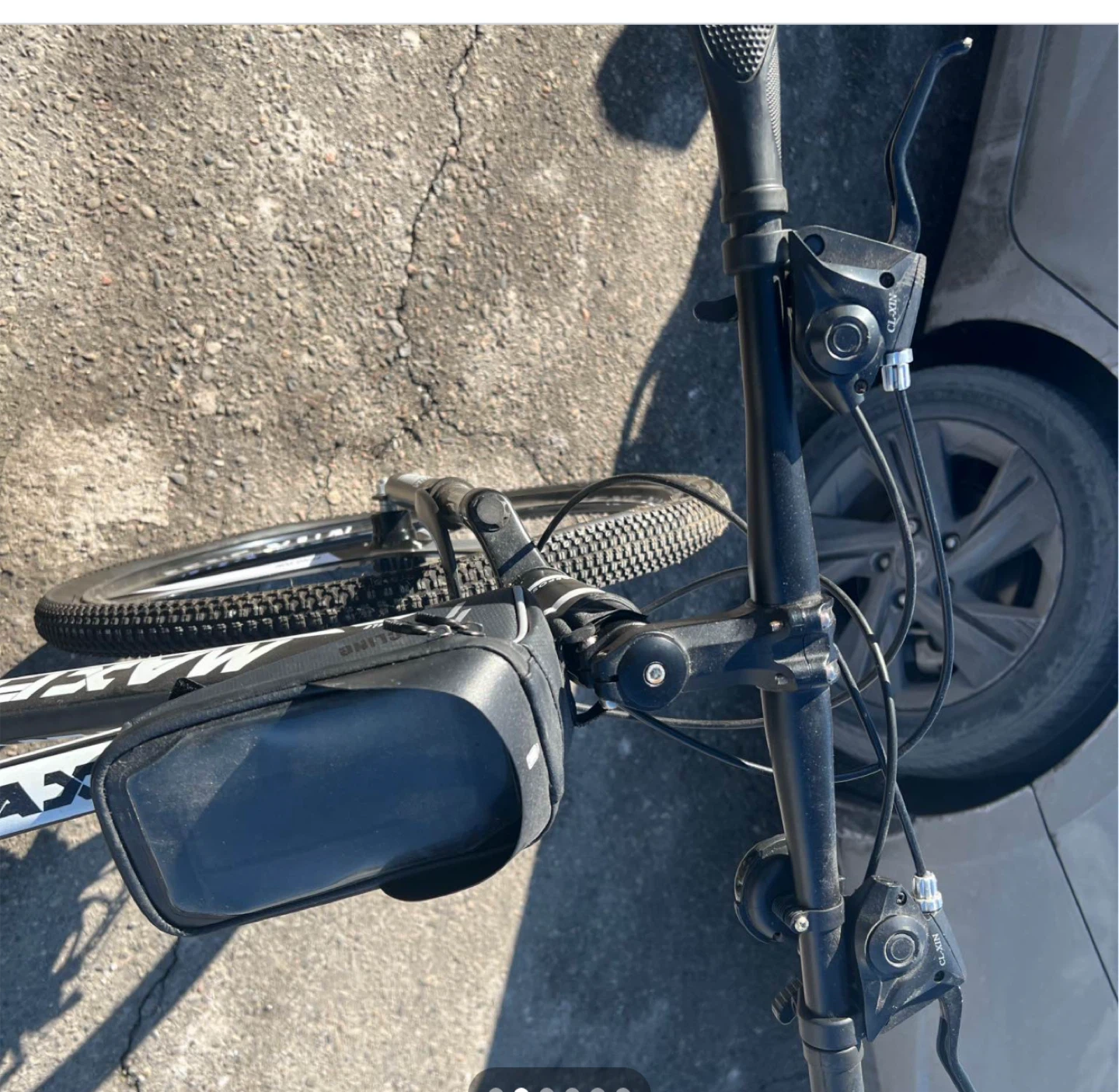 MAXPRO Mountain Bike with Gel Seat and Handlebar Bag - photo 3