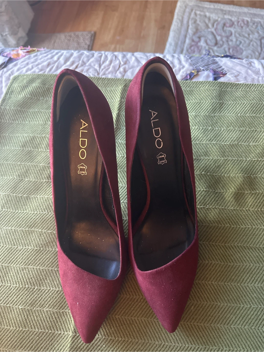 ALDO Women's Burgundy Suede Pumps - Size 8 - photo 4