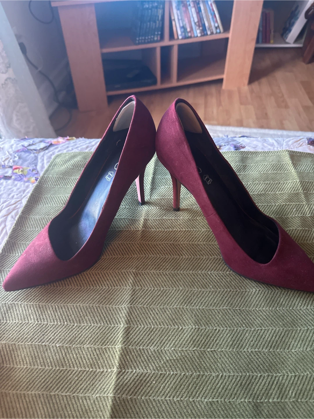 ALDO Women's Burgundy Suede Pumps - Size 8 - photo 3
