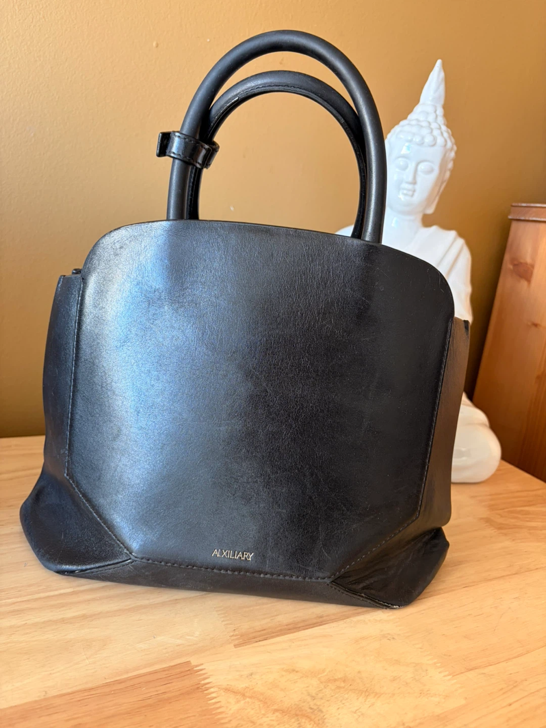 Auxiliary Black Leather Handbag - photo 3