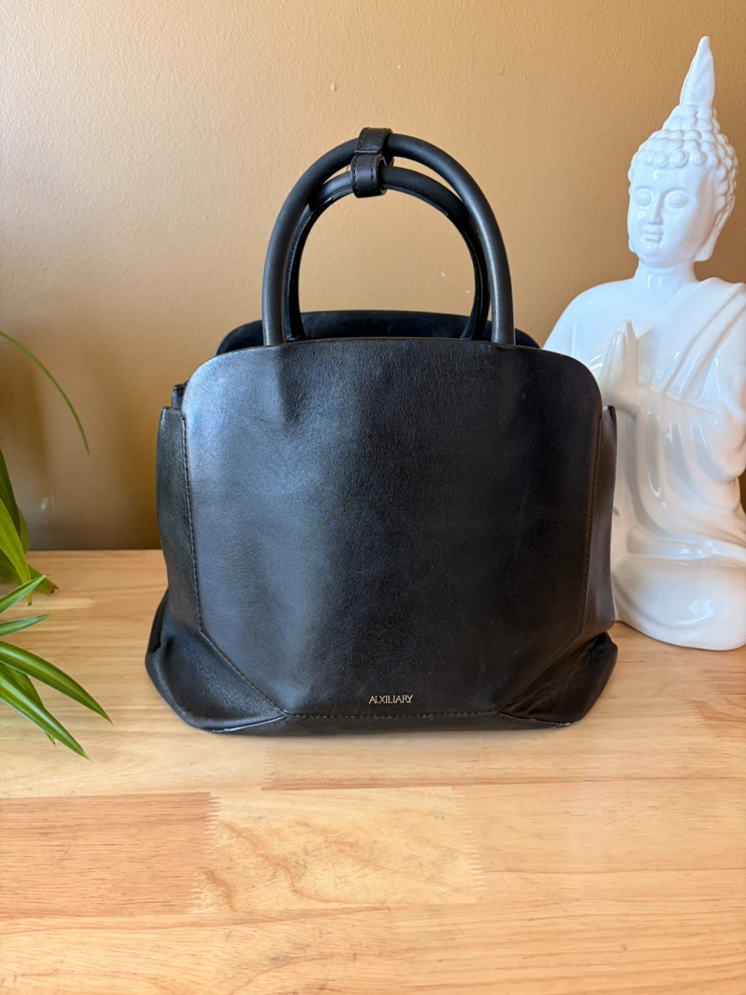 Auxiliary Black Leather Handbag