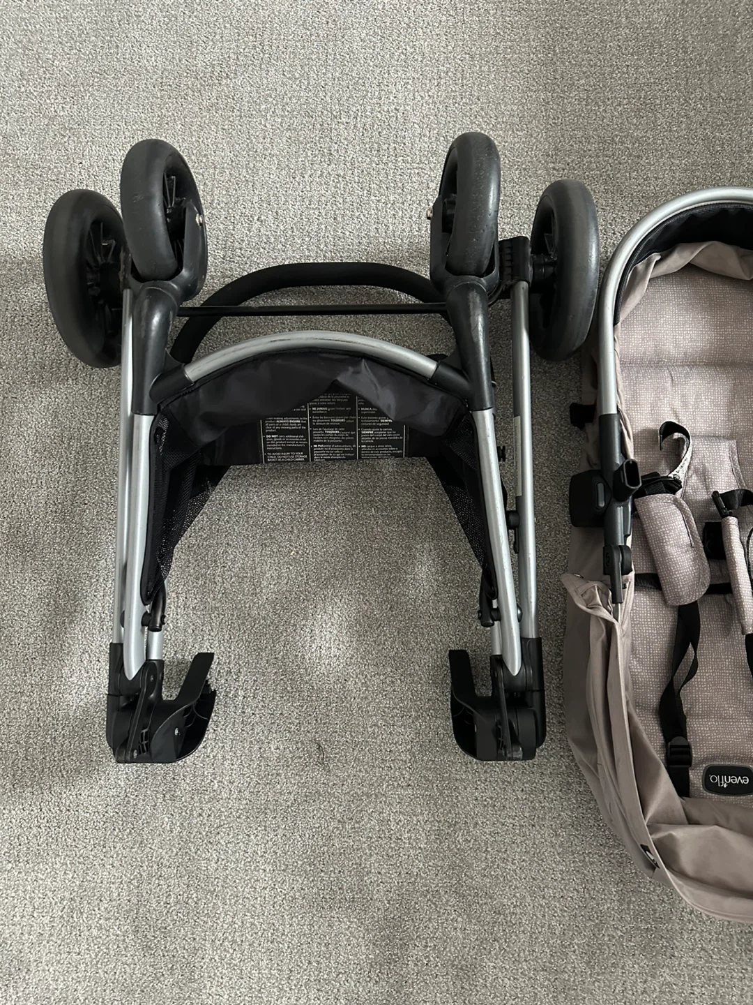 Evenflo Stroller with Bassinet Attachment - photo 3