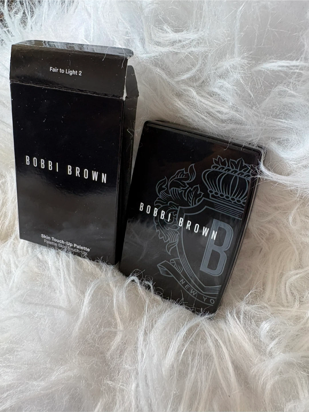 Bobbi Brown Skin Touch-Up Palette - Fair to Light 2 - photo 2