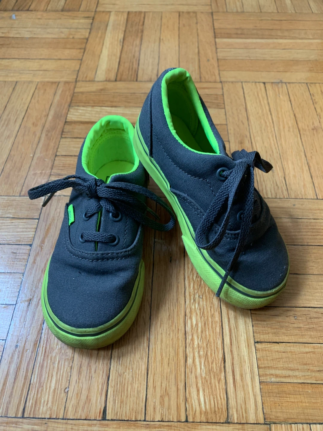 Vans Off The Wall Sneakers -US 7 Toddler - photo 2