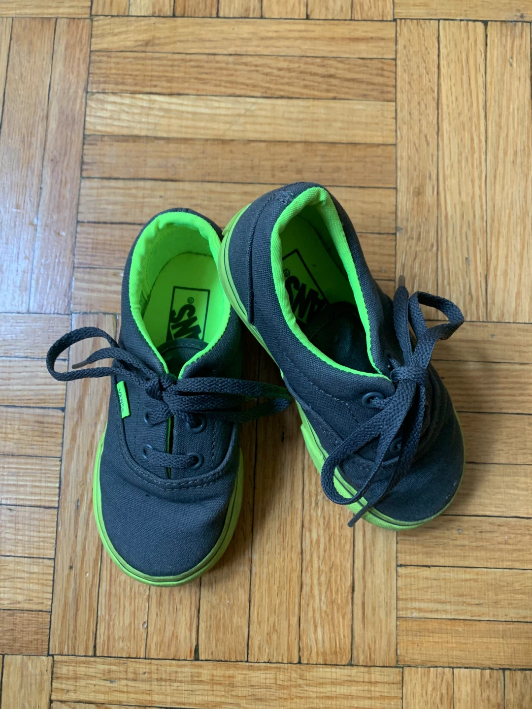 Vans Off The Wall Sneakers -US 7 Toddler