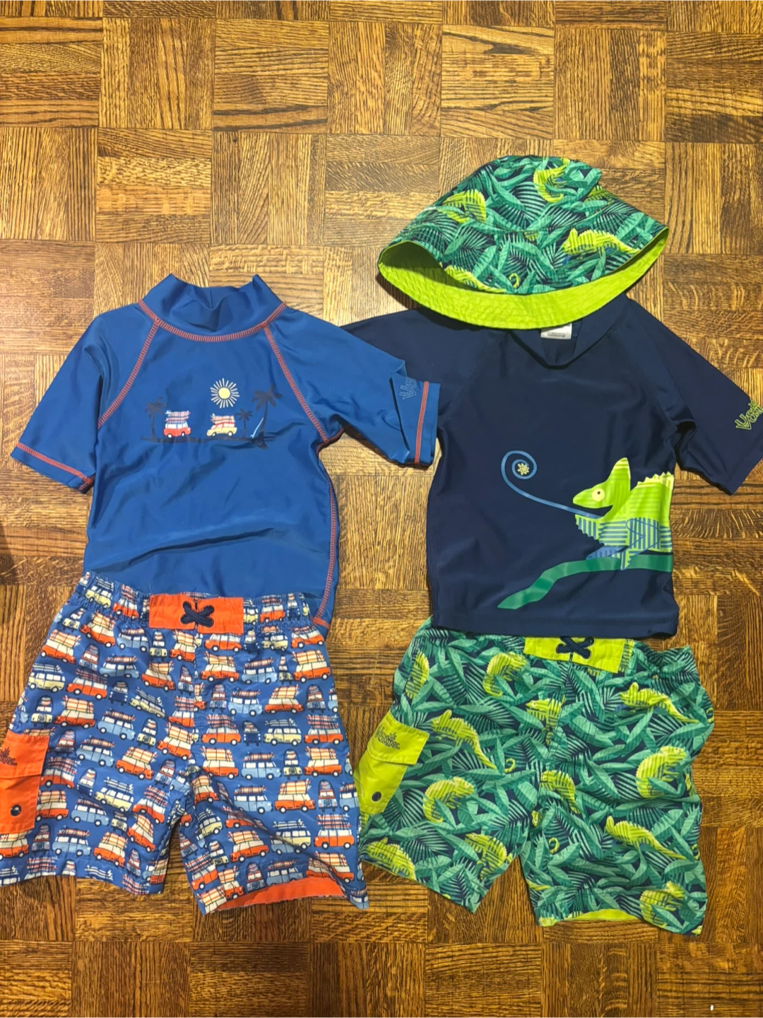 Kids 4T Rash Guard and Swim Trunk Set with Hat