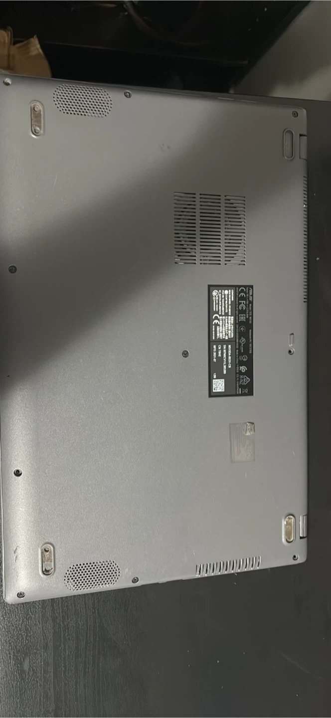 ASUS Vivobook 15 - photo 3