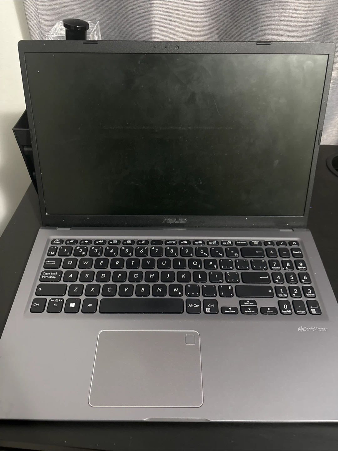 ASUS Vivobook 15 - photo 2