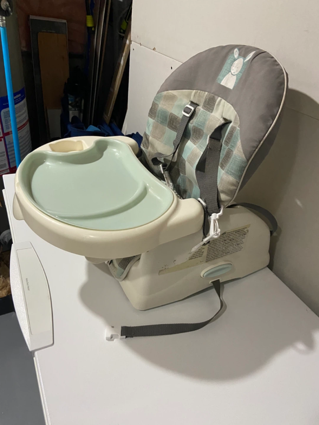 Baby Booster Seat with Tray - photo 3