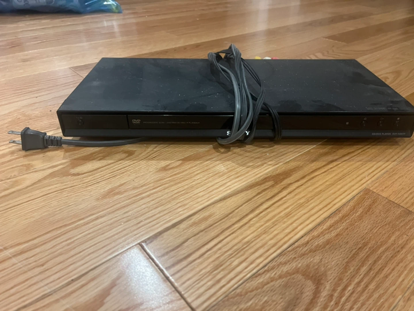 Sony CD/DVD Player DVP-NS57P