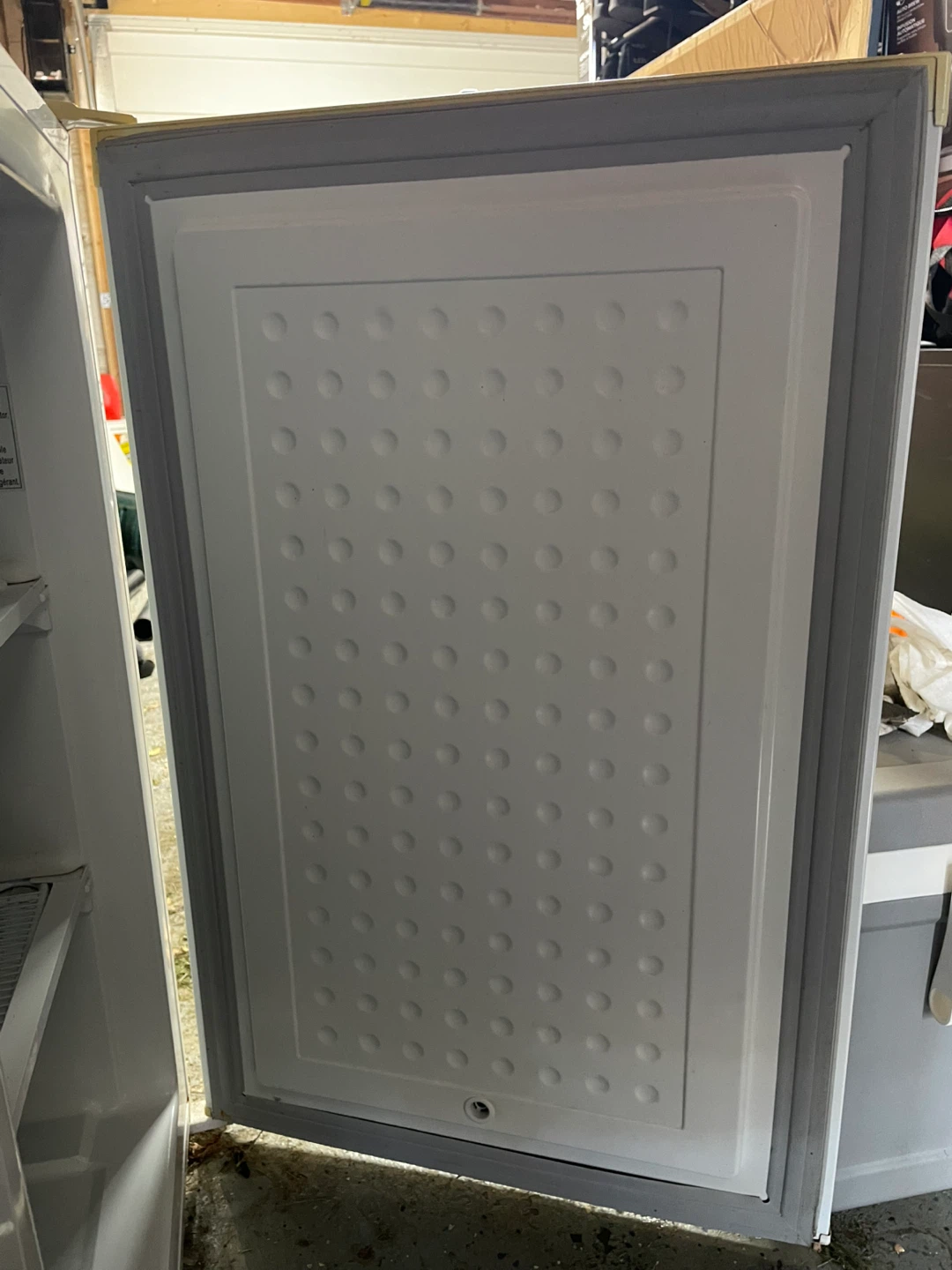 DANBY Compact Freezer - photo 3