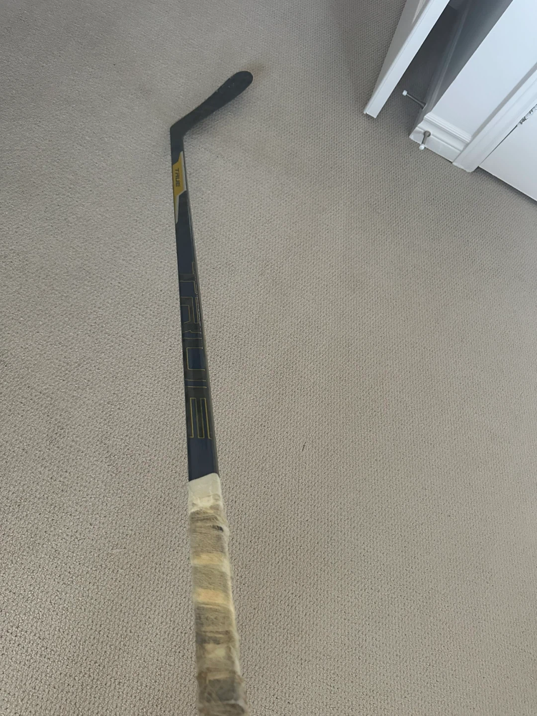 True Hockey Stick - photo 2