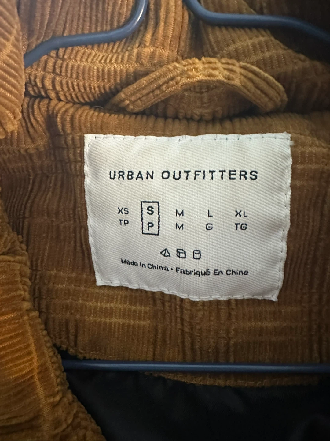 Urban Outfitters Puffer Jacket - Size S - photo 3