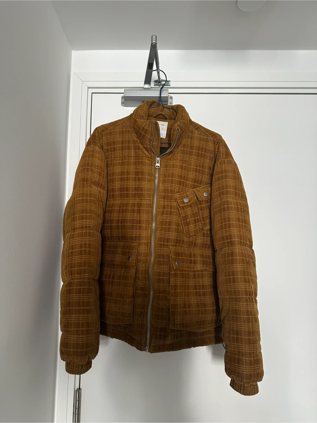 Urban Outfitters Puffer Jacket - Size S