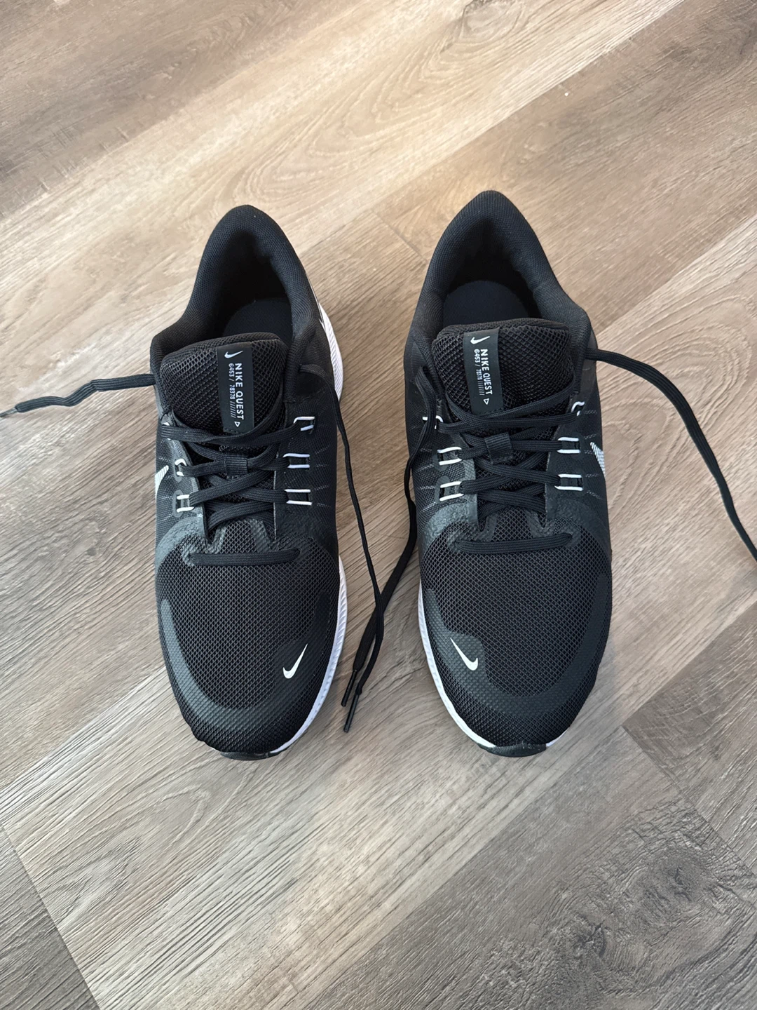Nike Quest 5 Women’s  Running Shoes Black Size 9.5