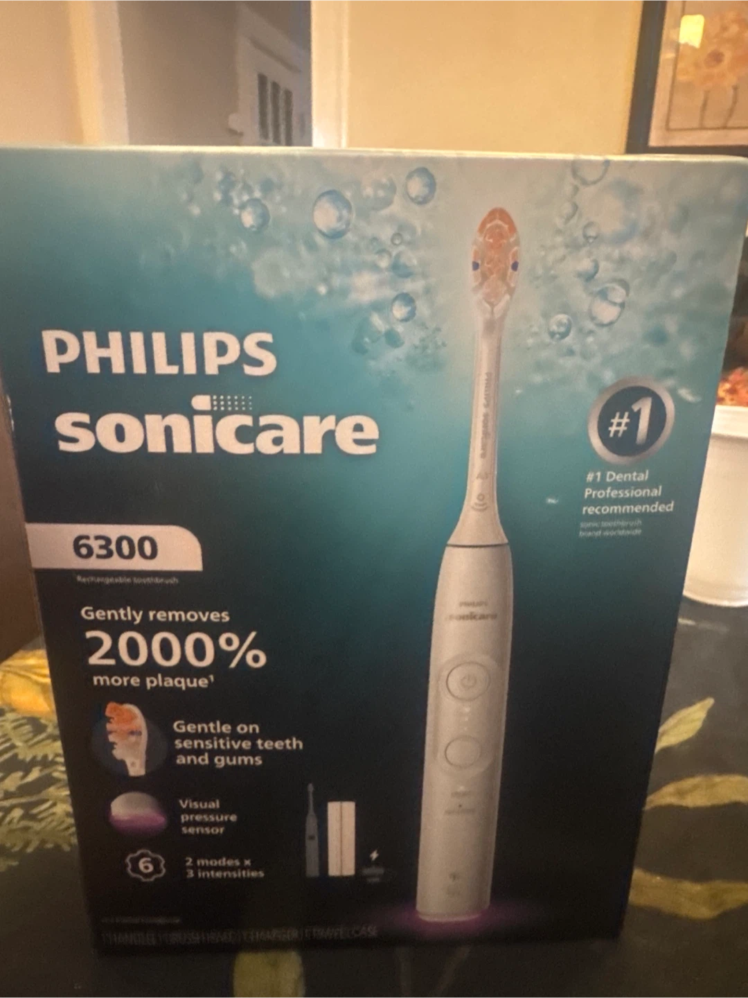 Philips Sonicare  6300 Electric Toothbrush HX6463/50 - photo 3