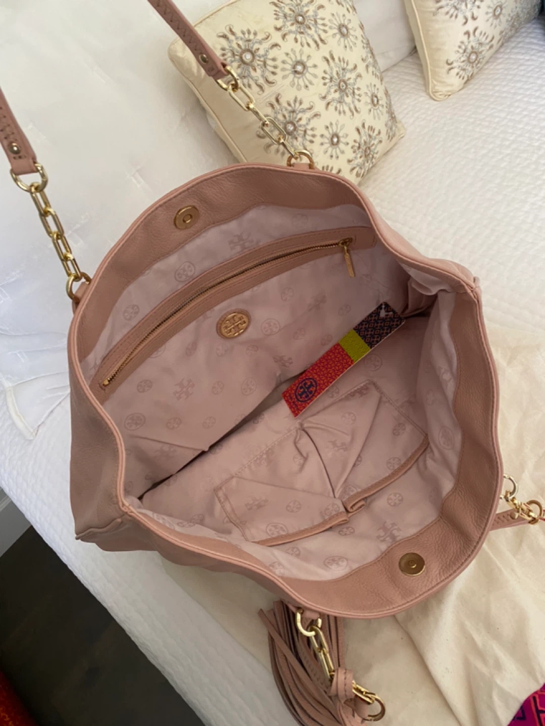 Tory Burch Pink Leather Tote Bag with Tassel - photo 2