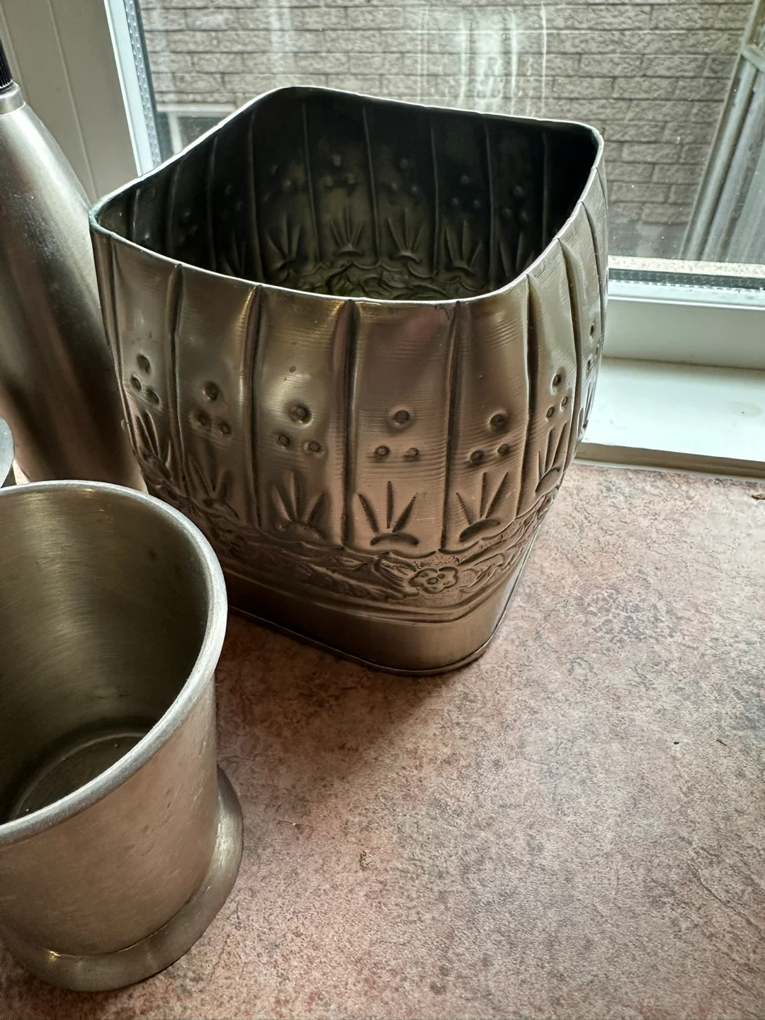 Decorative Metal Bathroom Set - photo 2