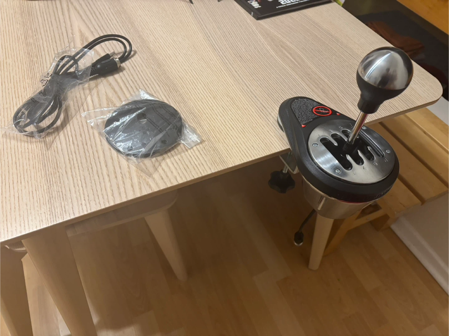 Thrustmaster TH8A Shifter for: PC, PlayStation, Xbox
