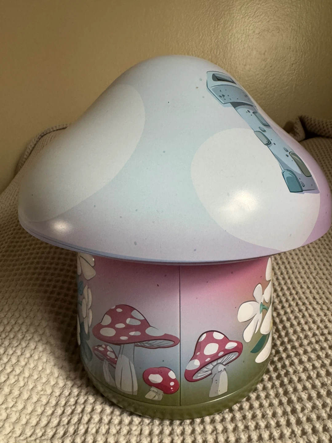 Fenty Beauty x Smurfs Collector's Tin - photo 2