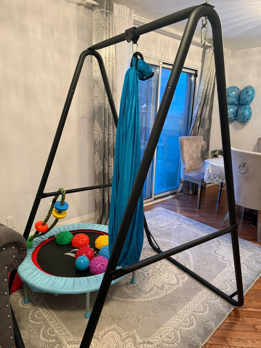 Swing set