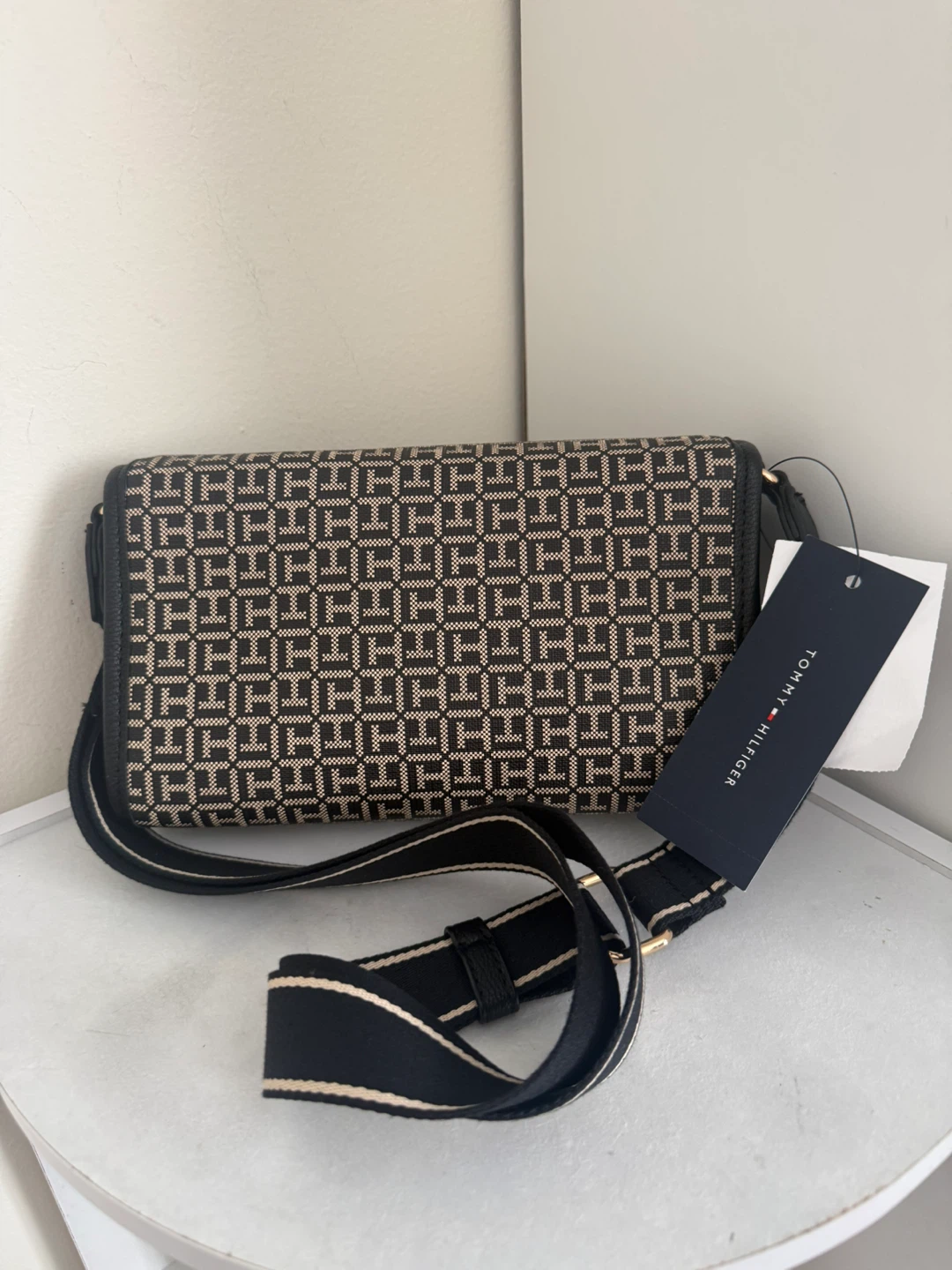 Tommy Hilfiger Shoulder Bag - photo 2