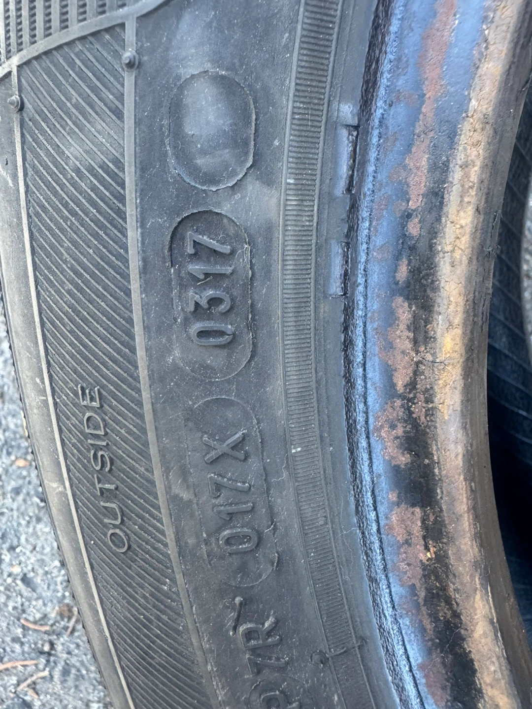 Michelin Defender 205/60R16 Tires - photo 3