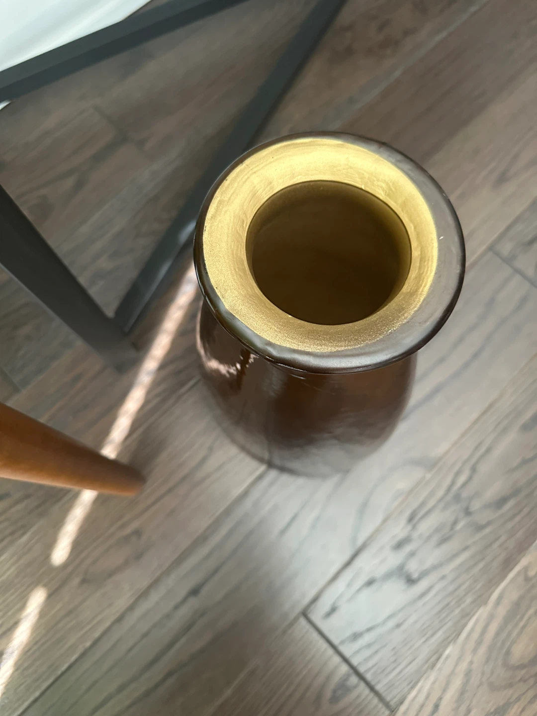 Brown Glass Vase - photo 4
