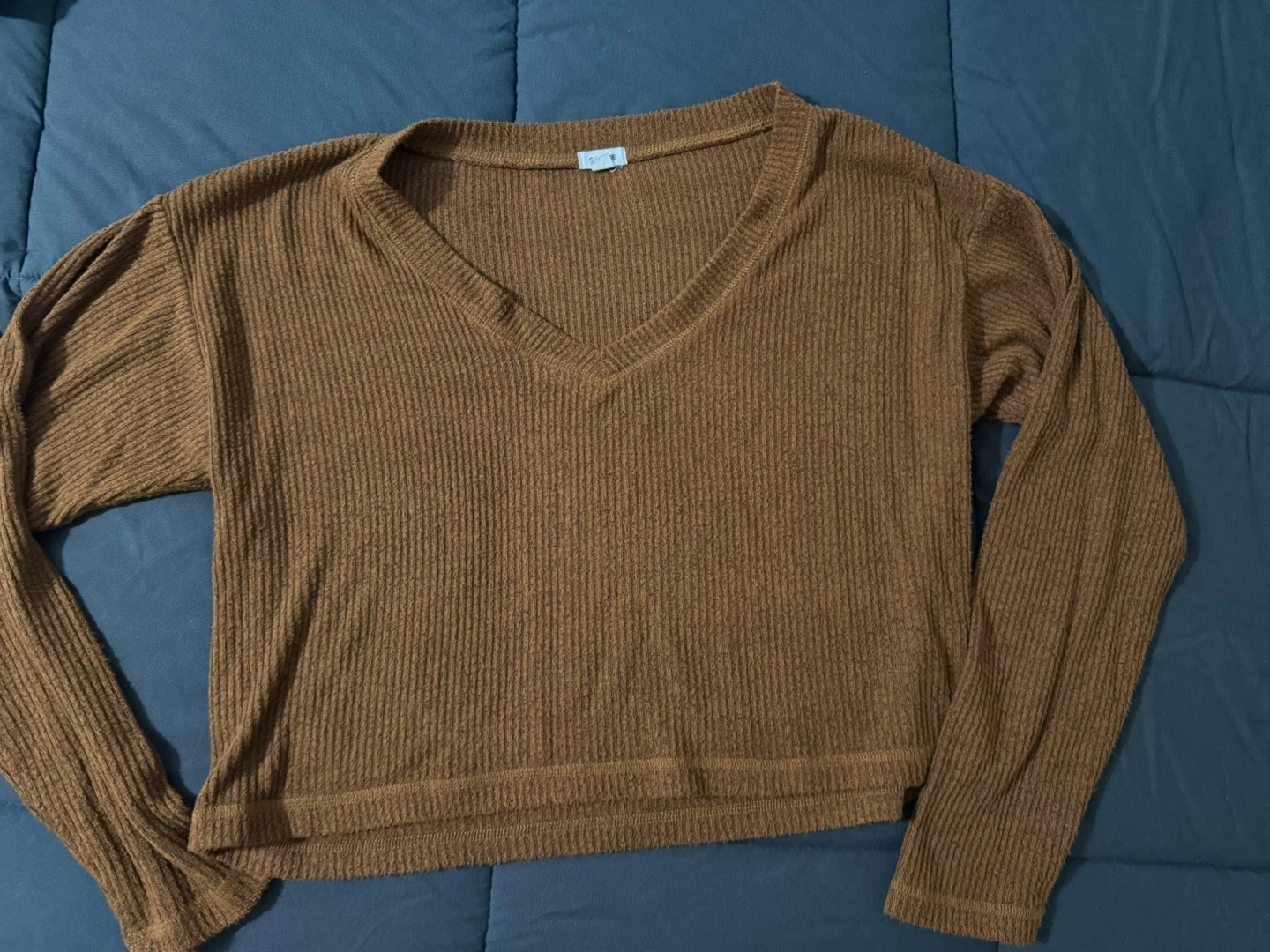 GARAGE Women's Long Sleeve V-Neck Sweater - Brown
