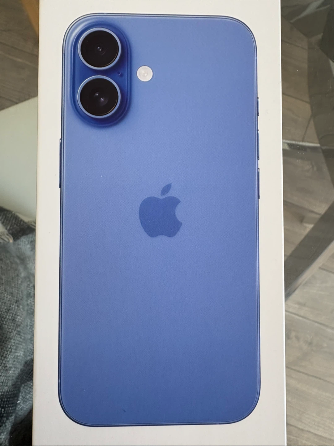 Empty box iPhone 16 Ultramarine 256GB