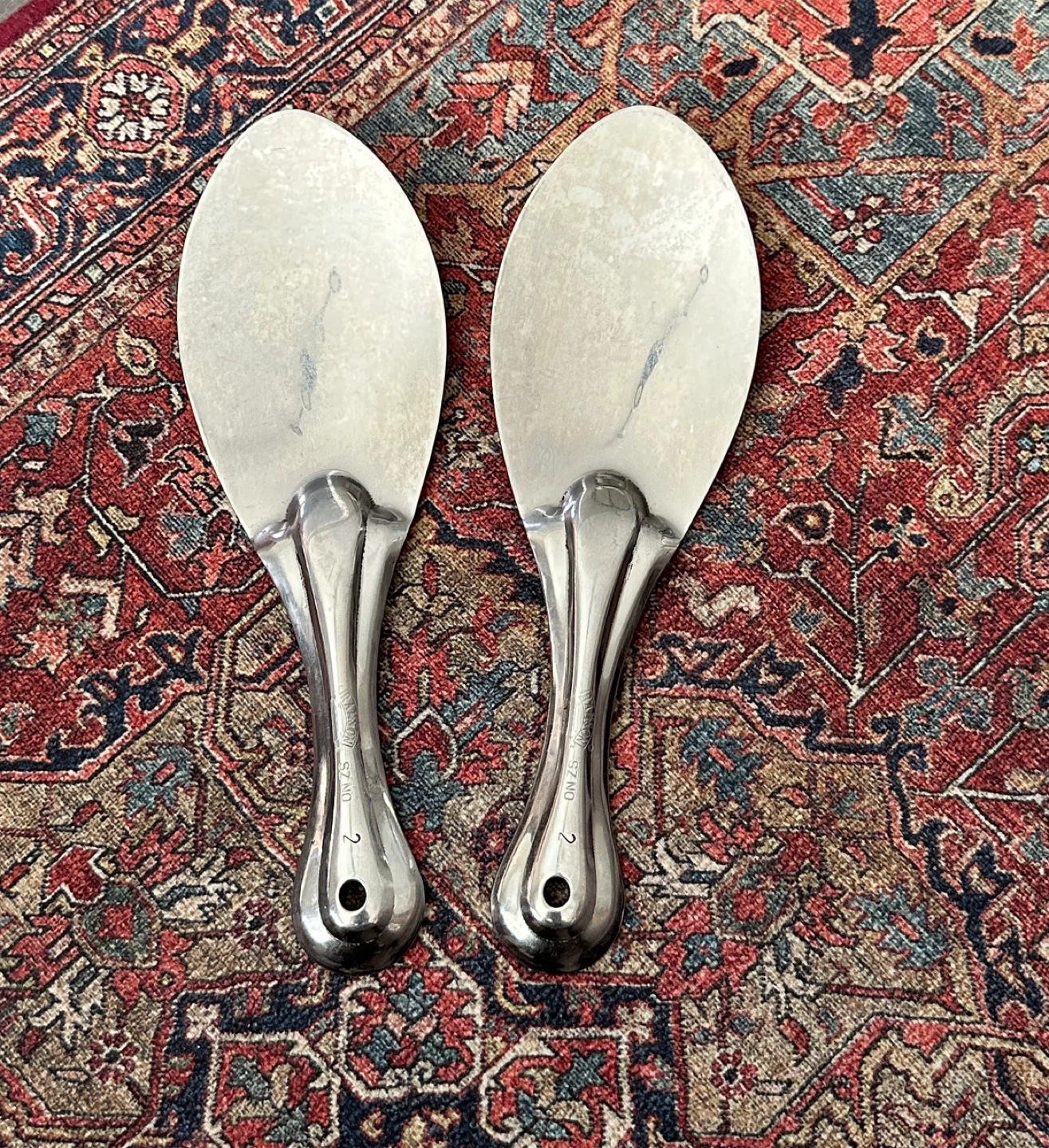 Set of 2 Serving Spoons