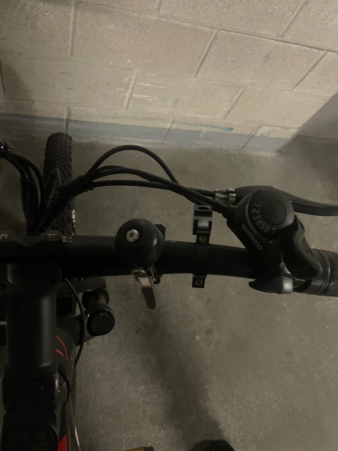 Totem Mountain hybrid e-bike - photo 3