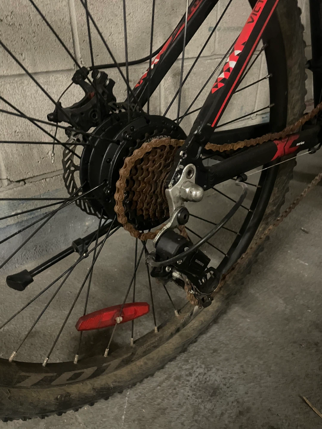 Totem Mountain hybrid e-bike - photo 5