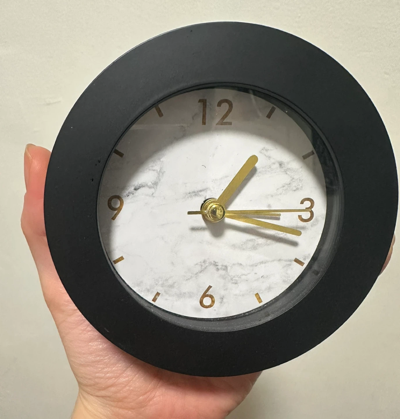 Desk clock