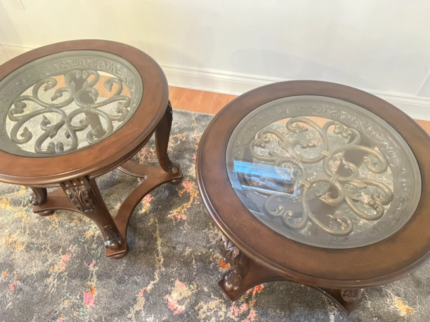 Set of 2 Round Wood & Glass Accent Tables - photo 2