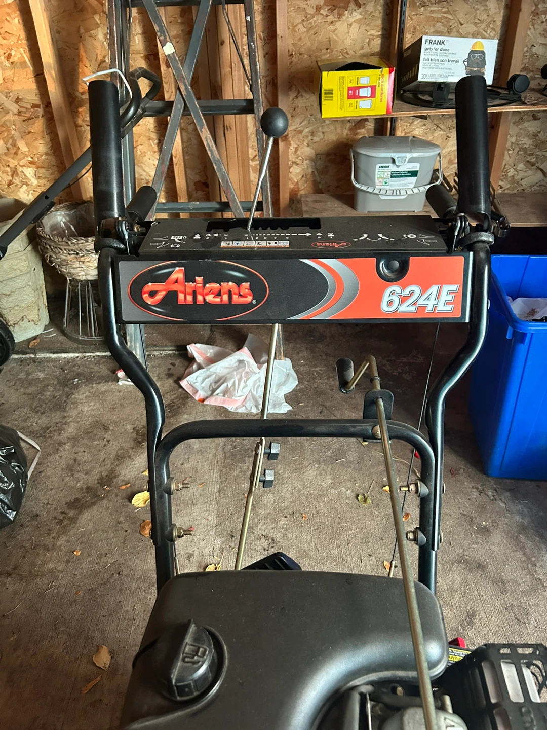 Ariens 624E Snowblower - photo 5