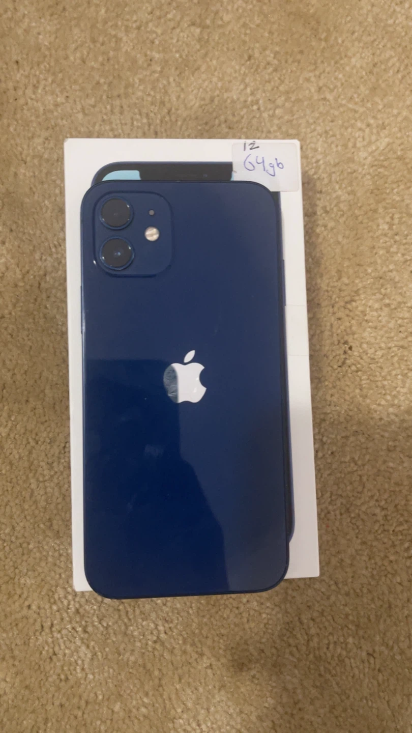 Apple iPhone 12 64GB Blue
