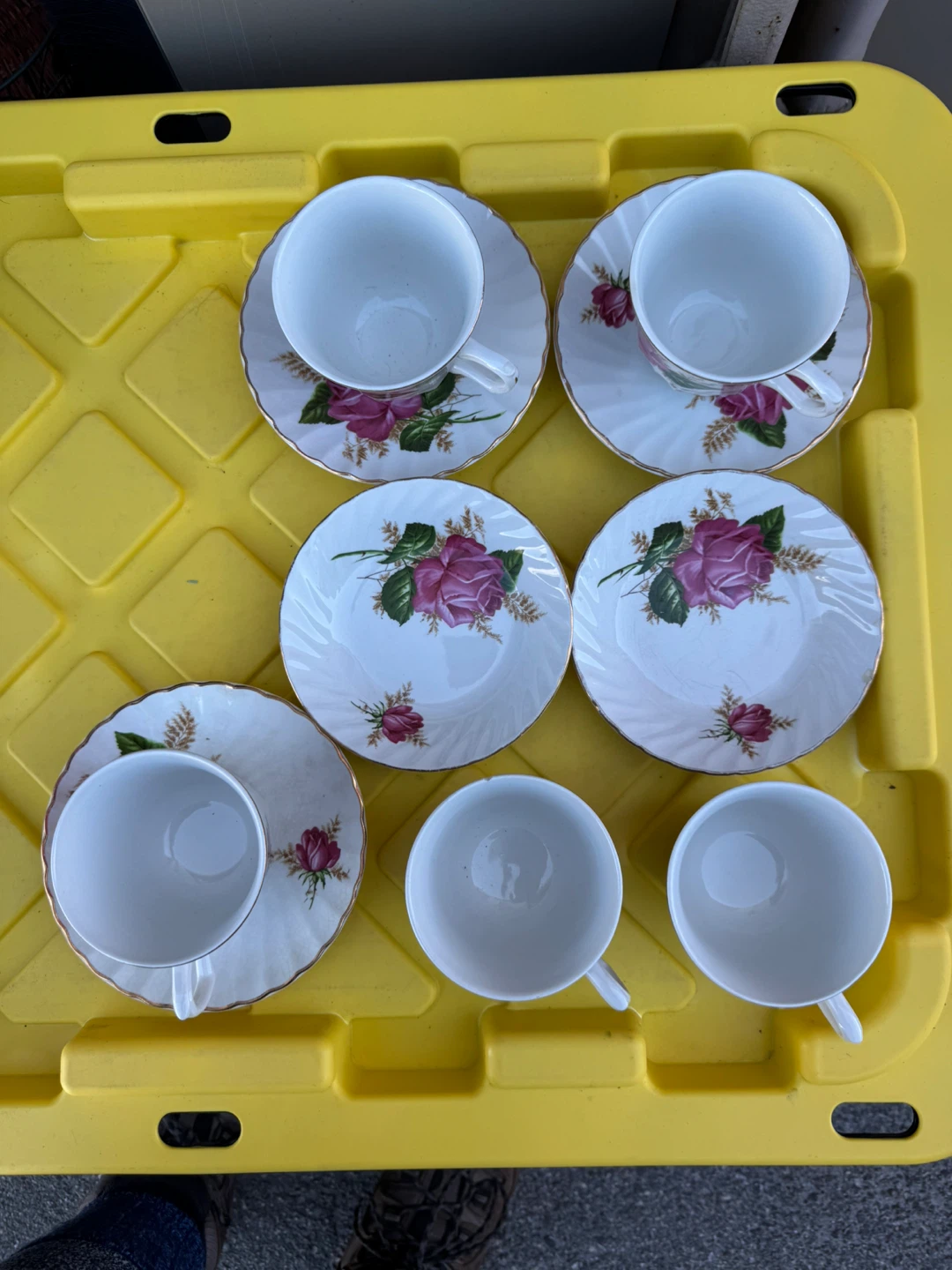 Swinnetons Alicia Ironstone Cups and Saucers