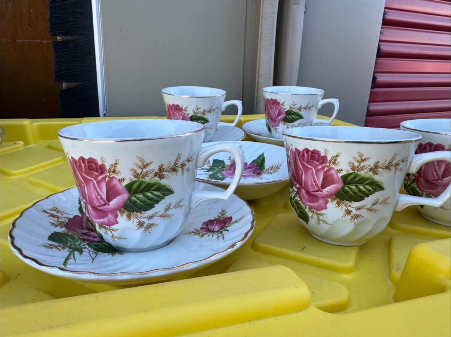 Swinnetons Alicia Ironstone Cups and Saucers - photo 2