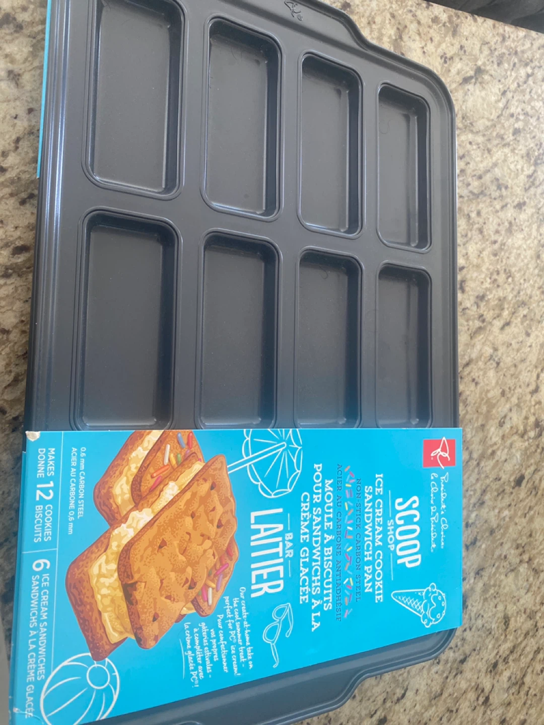 President's Choice Scoop Shop Ice Cream Cookie Sandwich Pan