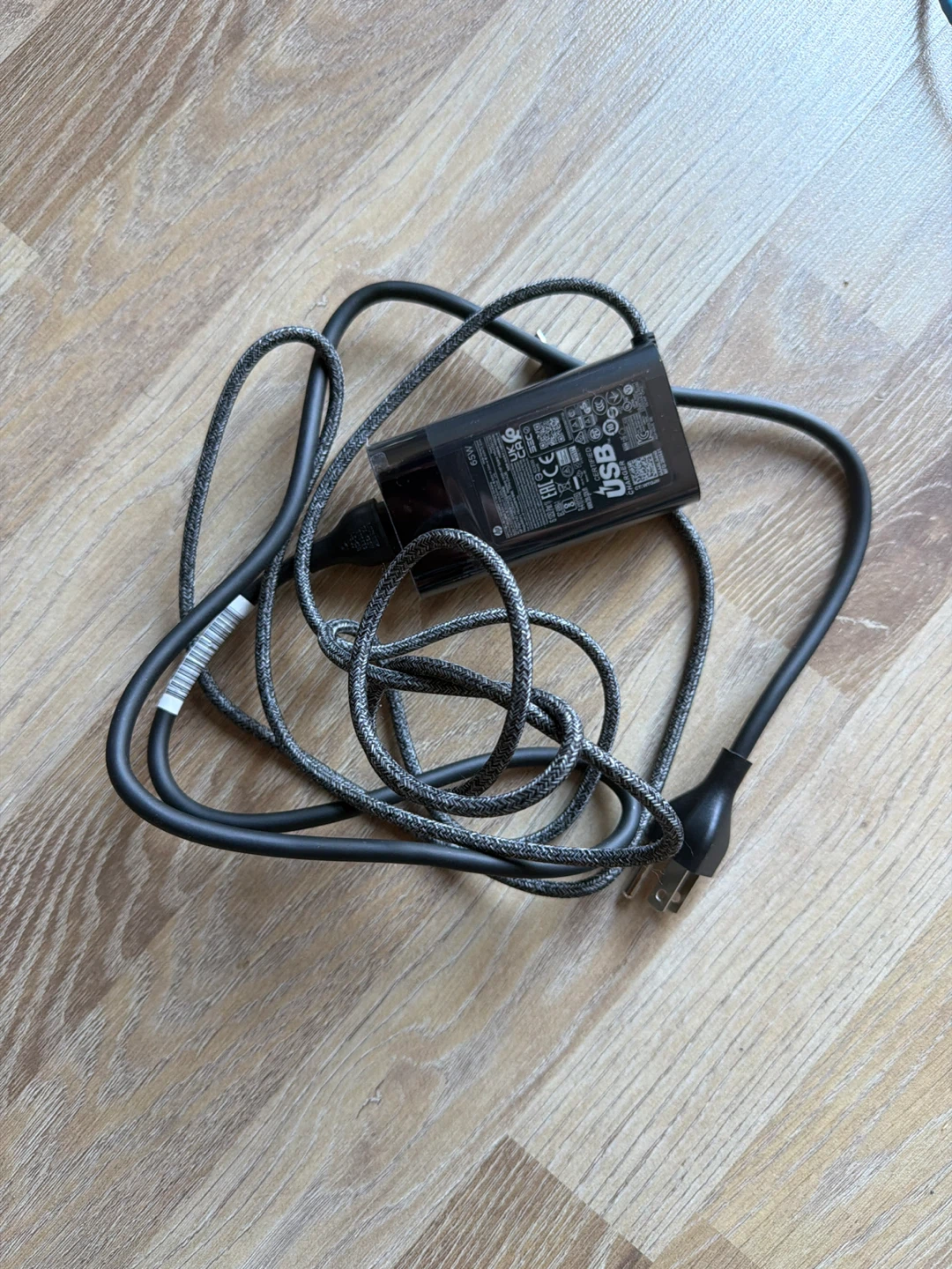 HP 65W USB-C Laptop Charger