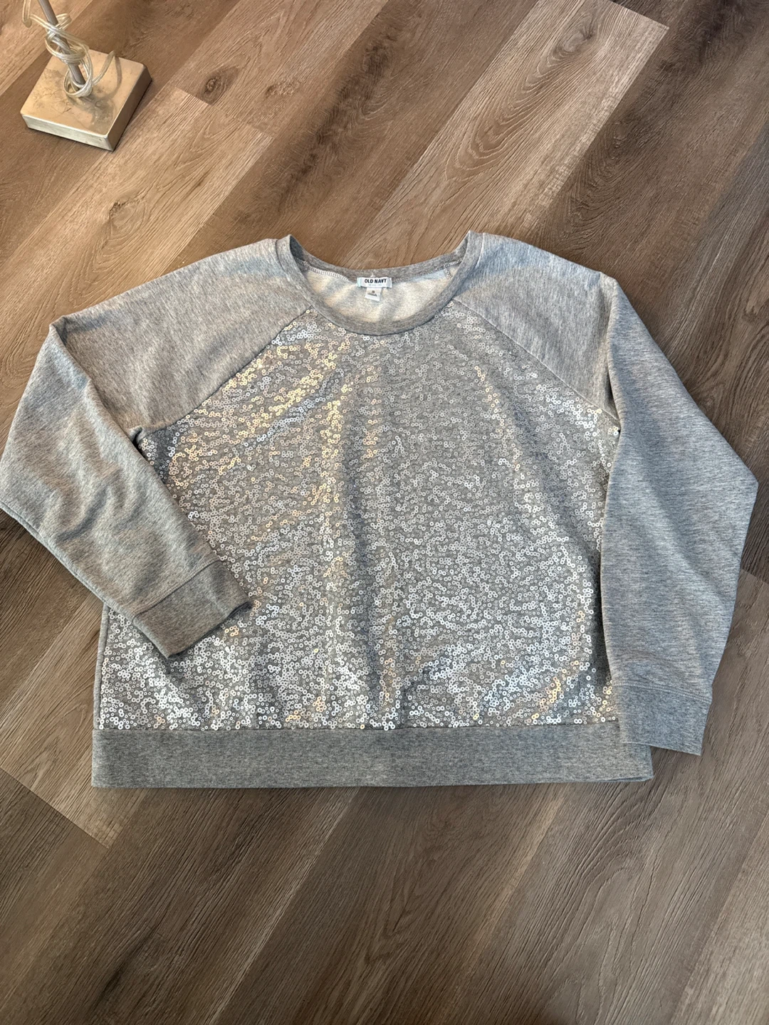 Old Navy Gray Sequin Raglan Sweatshirt XL