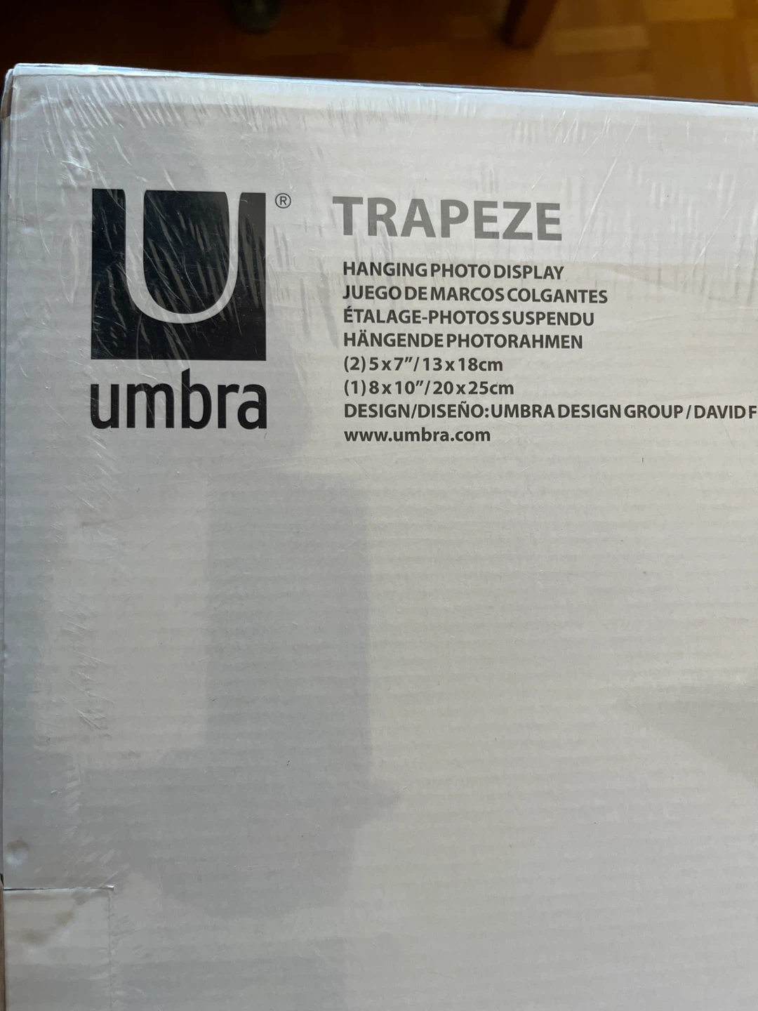 Umbra Trapeze Hanging Photo Display - photo 2