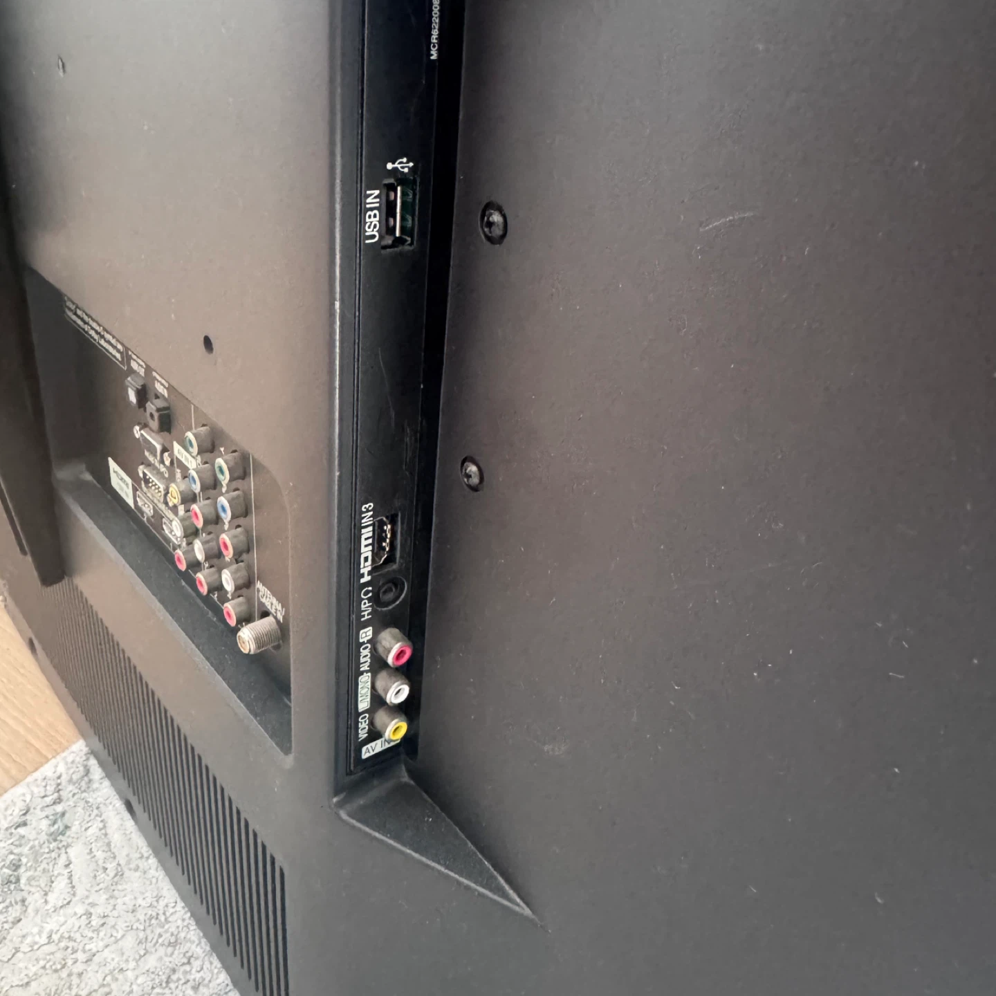 60 inch LG Television - photo 4