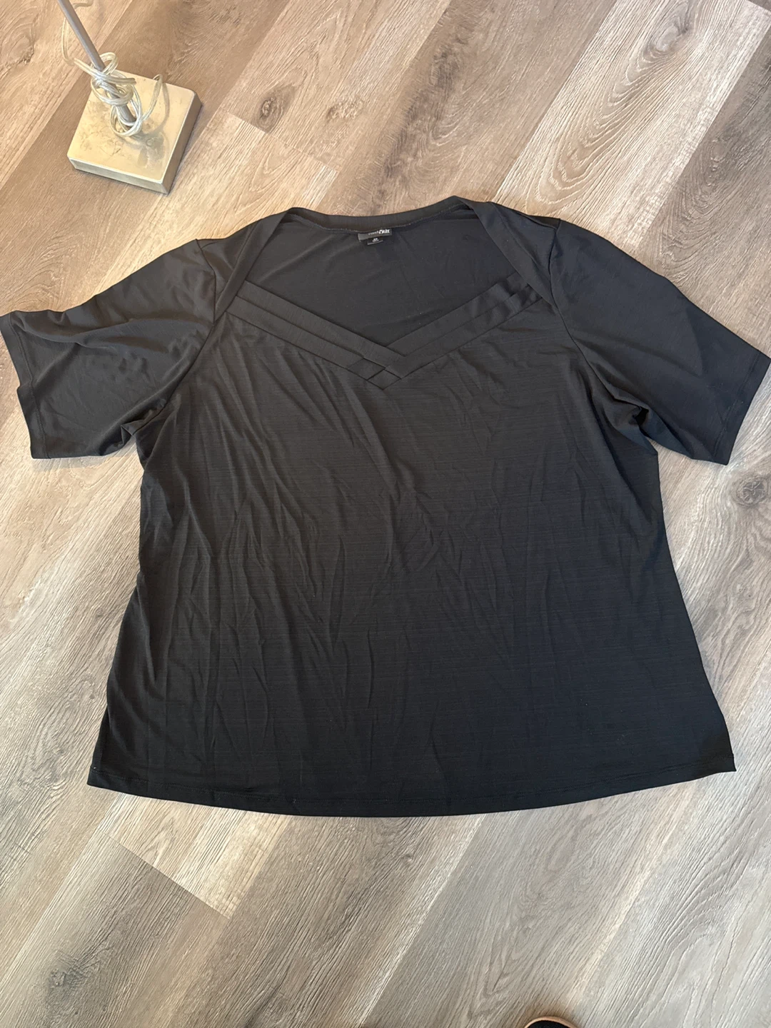East 5th Woman Black 3X V-Neck Top