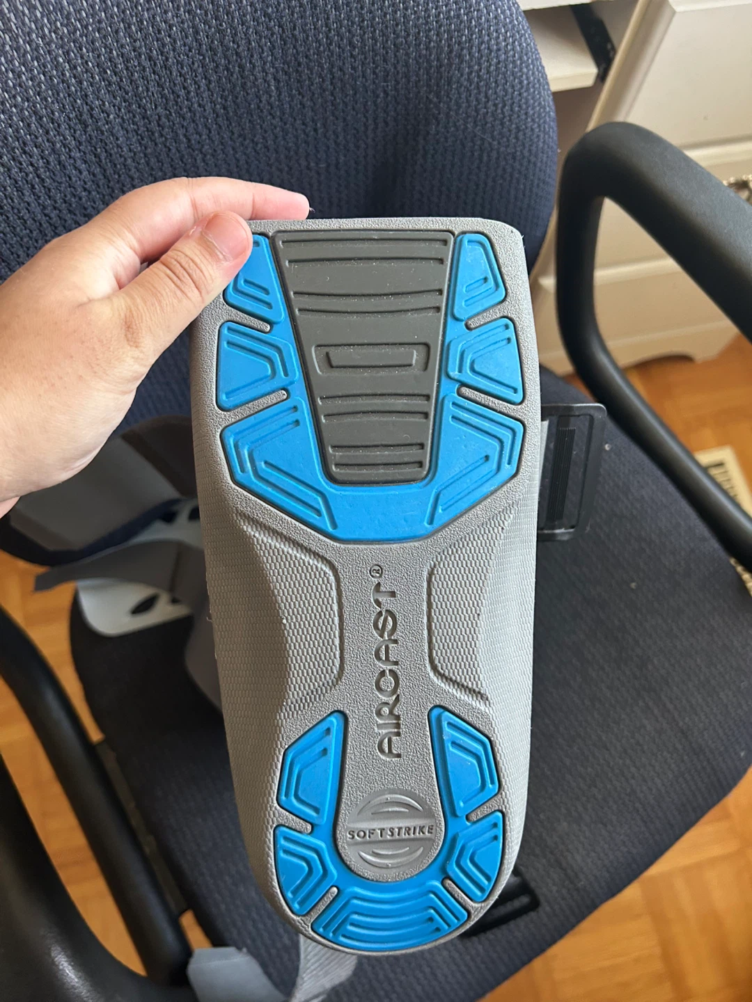 AirCast Walker Boot (sprain/fracture recovery boot) - photo 2