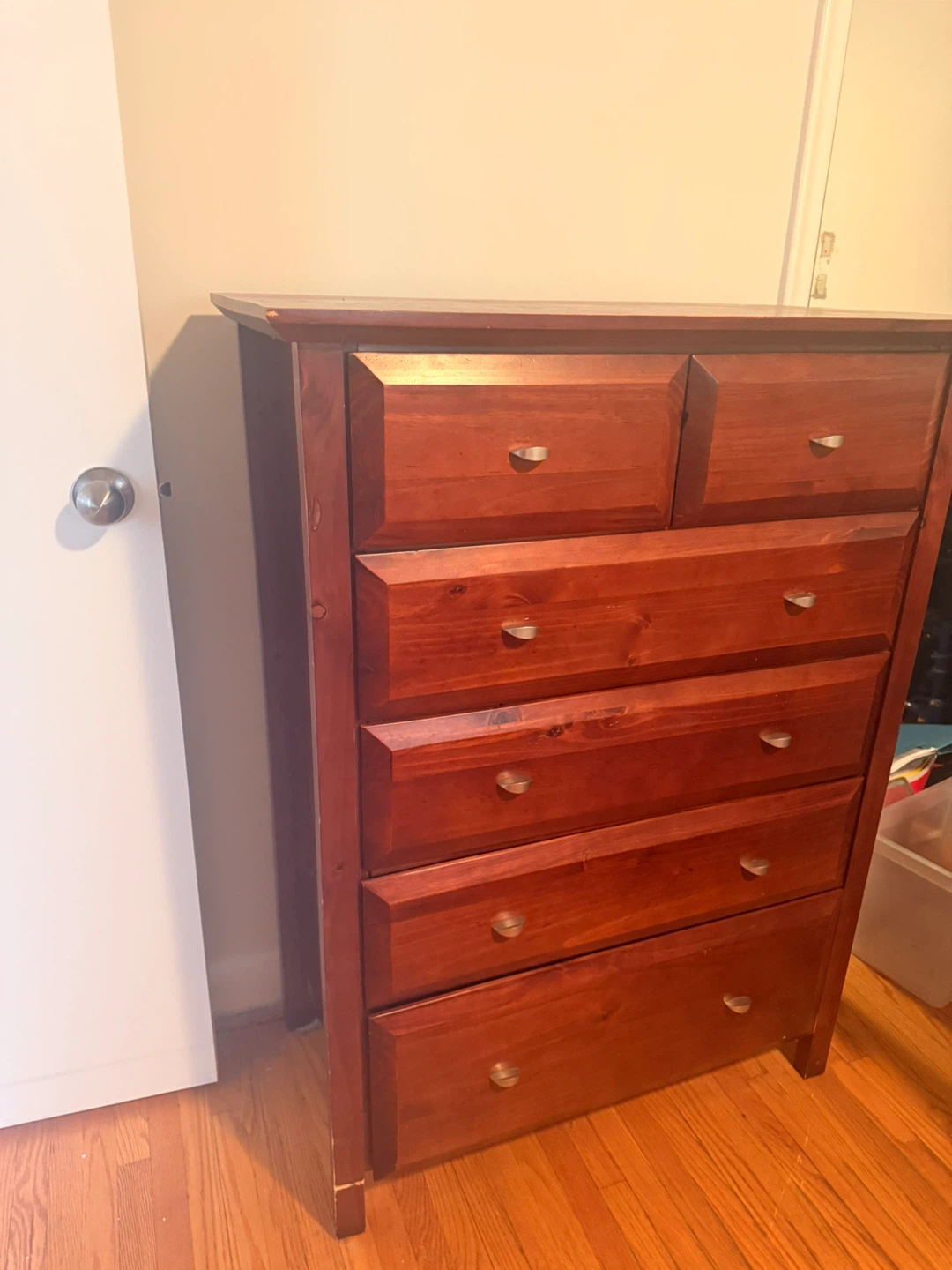 Wooden Dresser with 6 Drawers