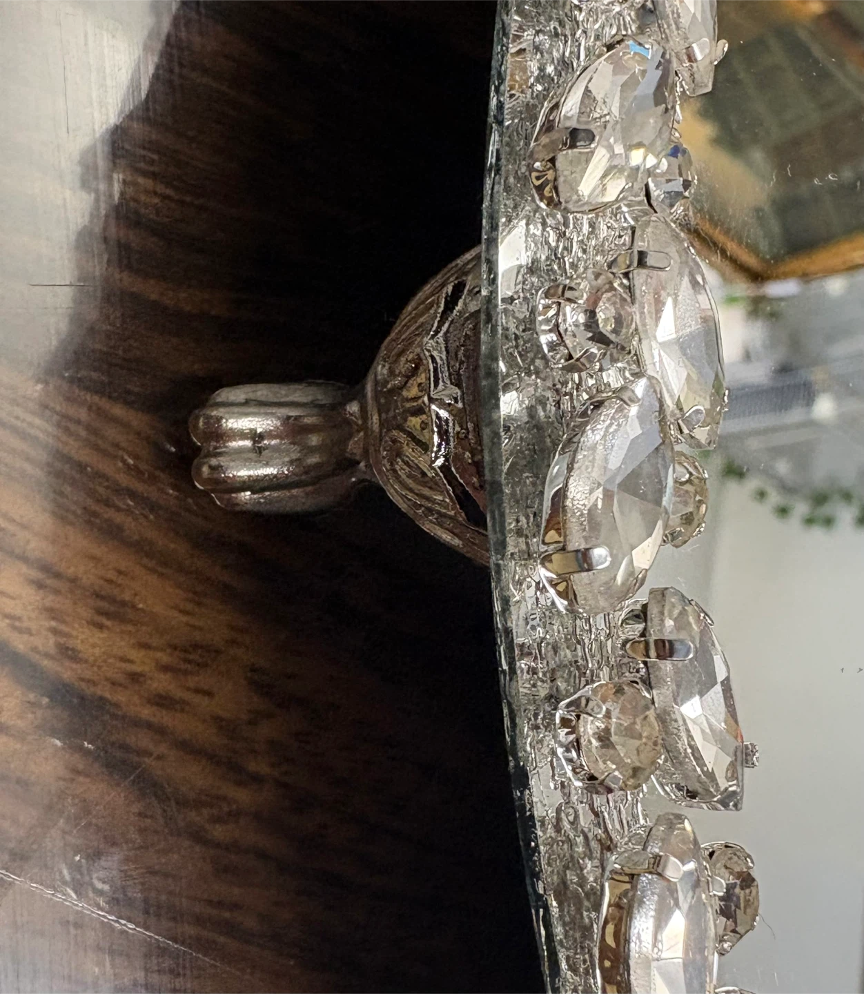 Round mirror tray with silver glass crystal rhinestone trim - photo 4