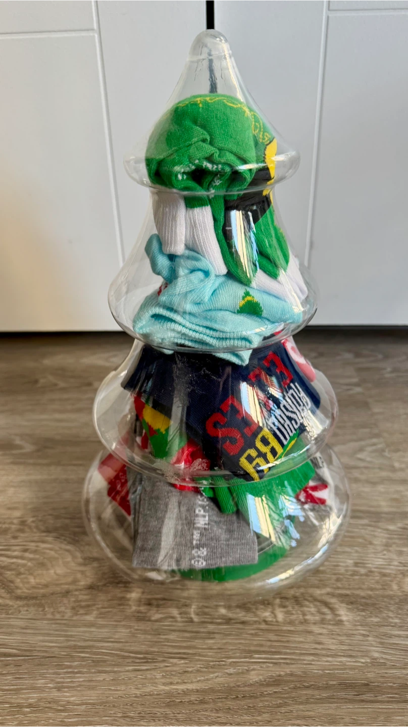 NEW - Christmas Tree Shaped Storage with Socks - photo 2