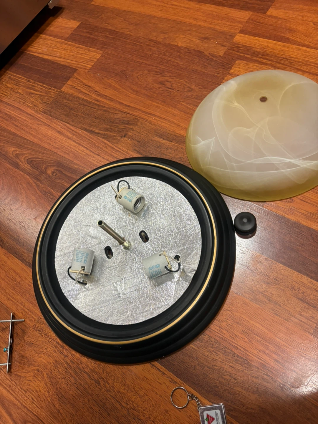 Ceiling light fixture - photo 4